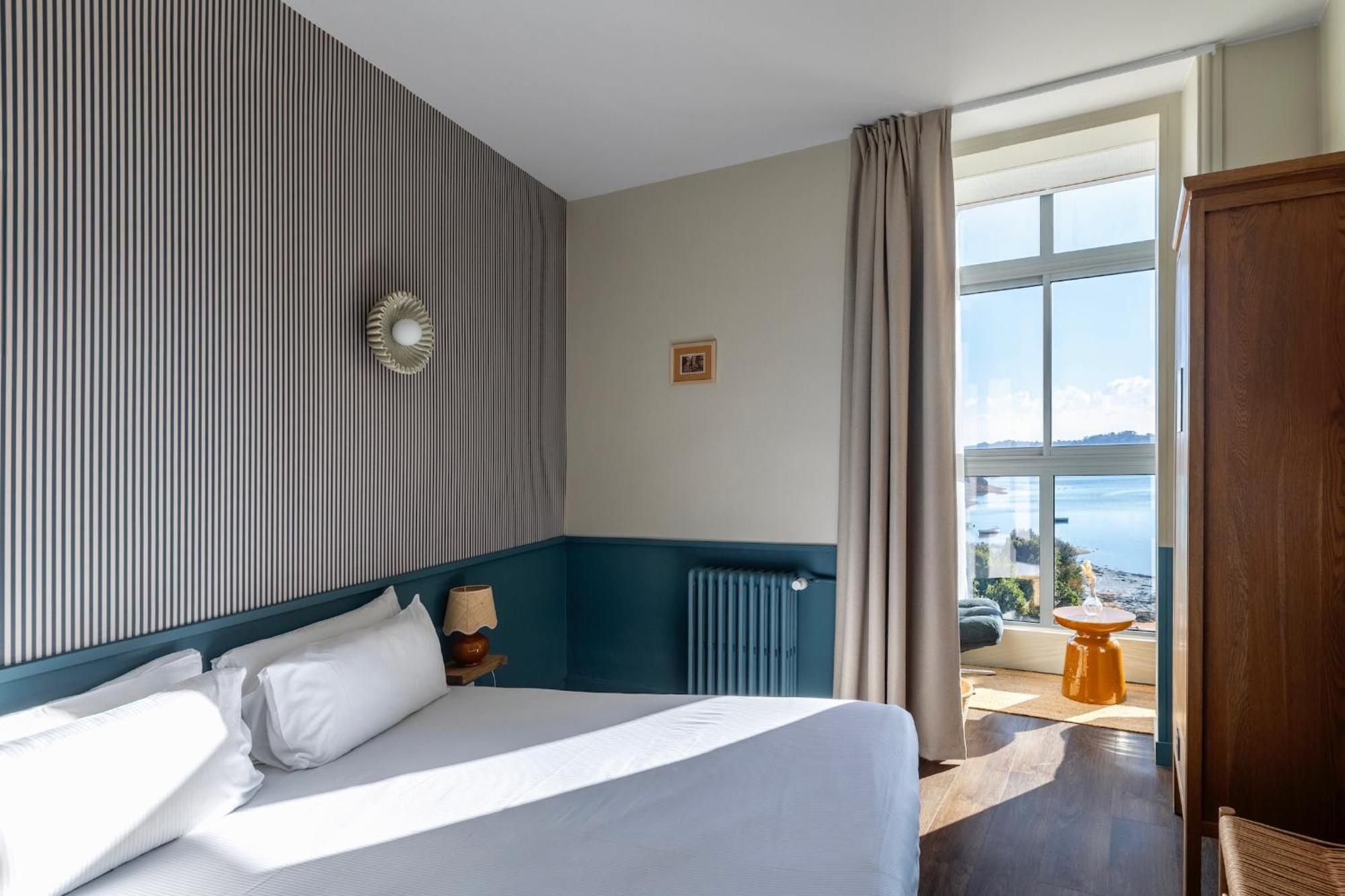 Hotel Bellevue Бреа Екстер'єр фото